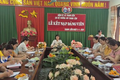 Lễ kết nạp đảng viên mới của chi bộ trường mầm non Thanh Tâm